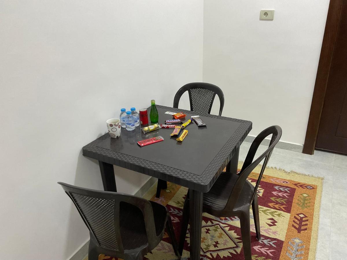 Black Iris جرش المظهر الخارجي الصورة